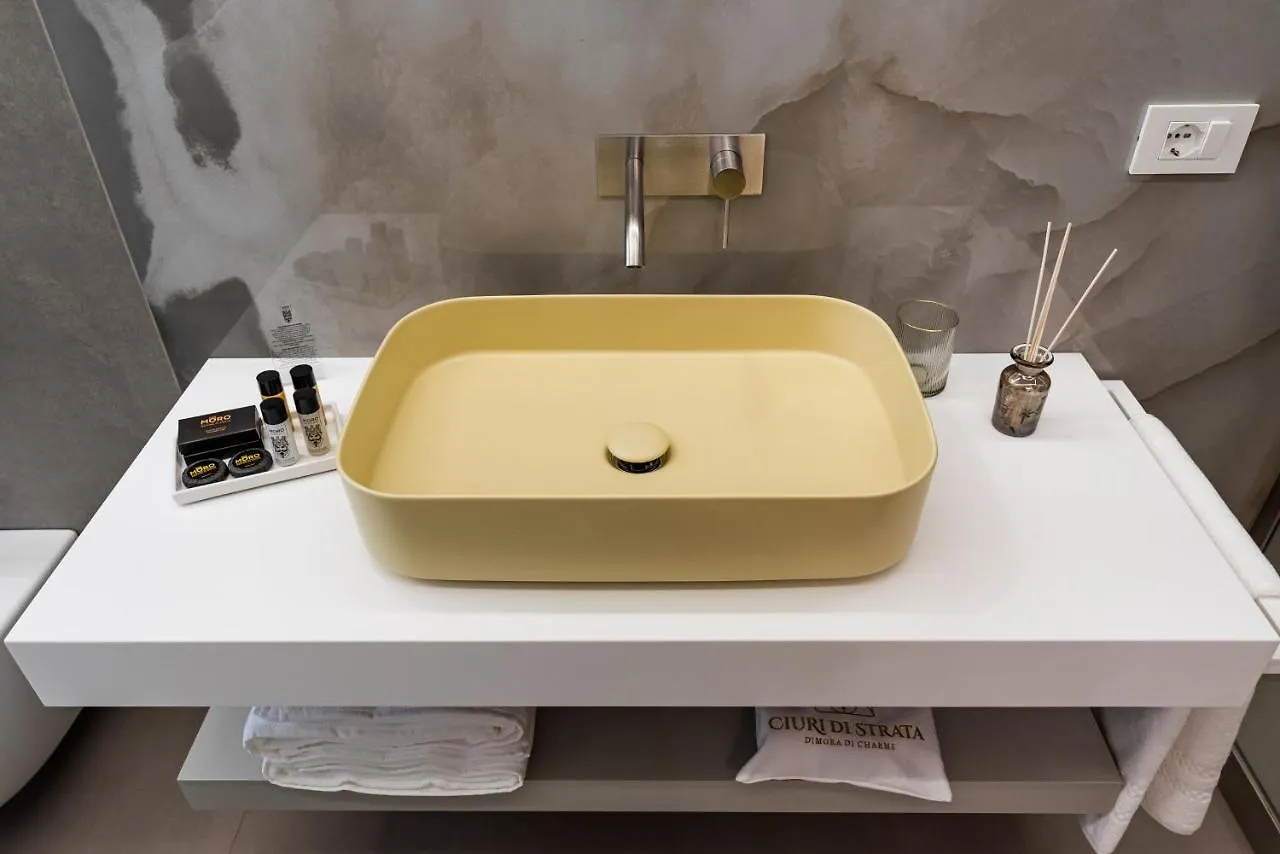 Bed and Breakfast Ciuri di Strata Aeroporto di Catania Fontana Rossa Bed & Breakfast